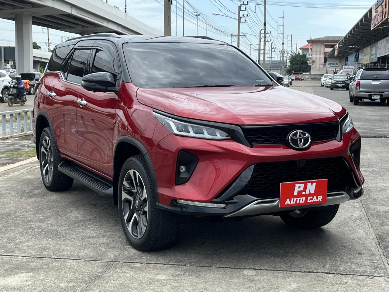 TOYOTA FORTUNER 2.4 lengender ปี 2023